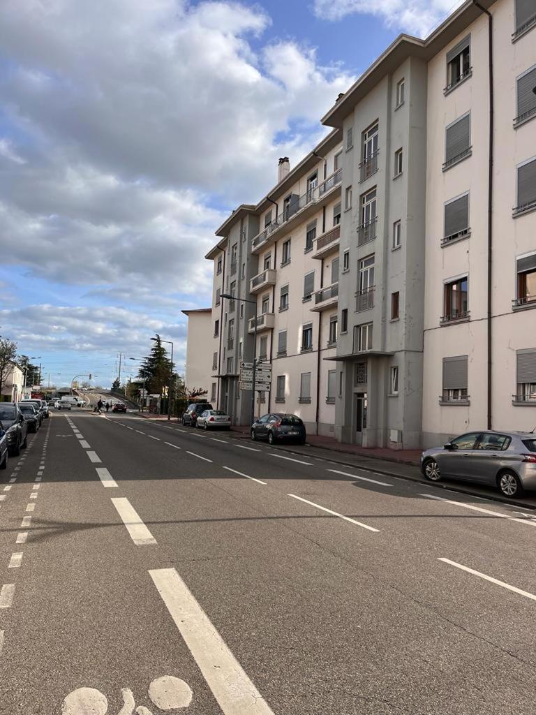 Le Pressense 2 Apartman Vénissieux Kültér fotó